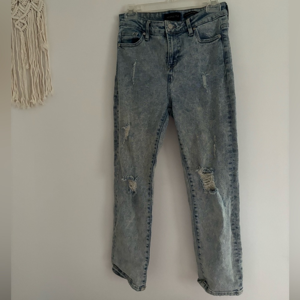 Kendall and Kylie jean